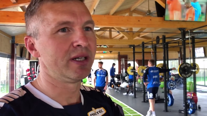 Fysisk trening med 08-spillerne